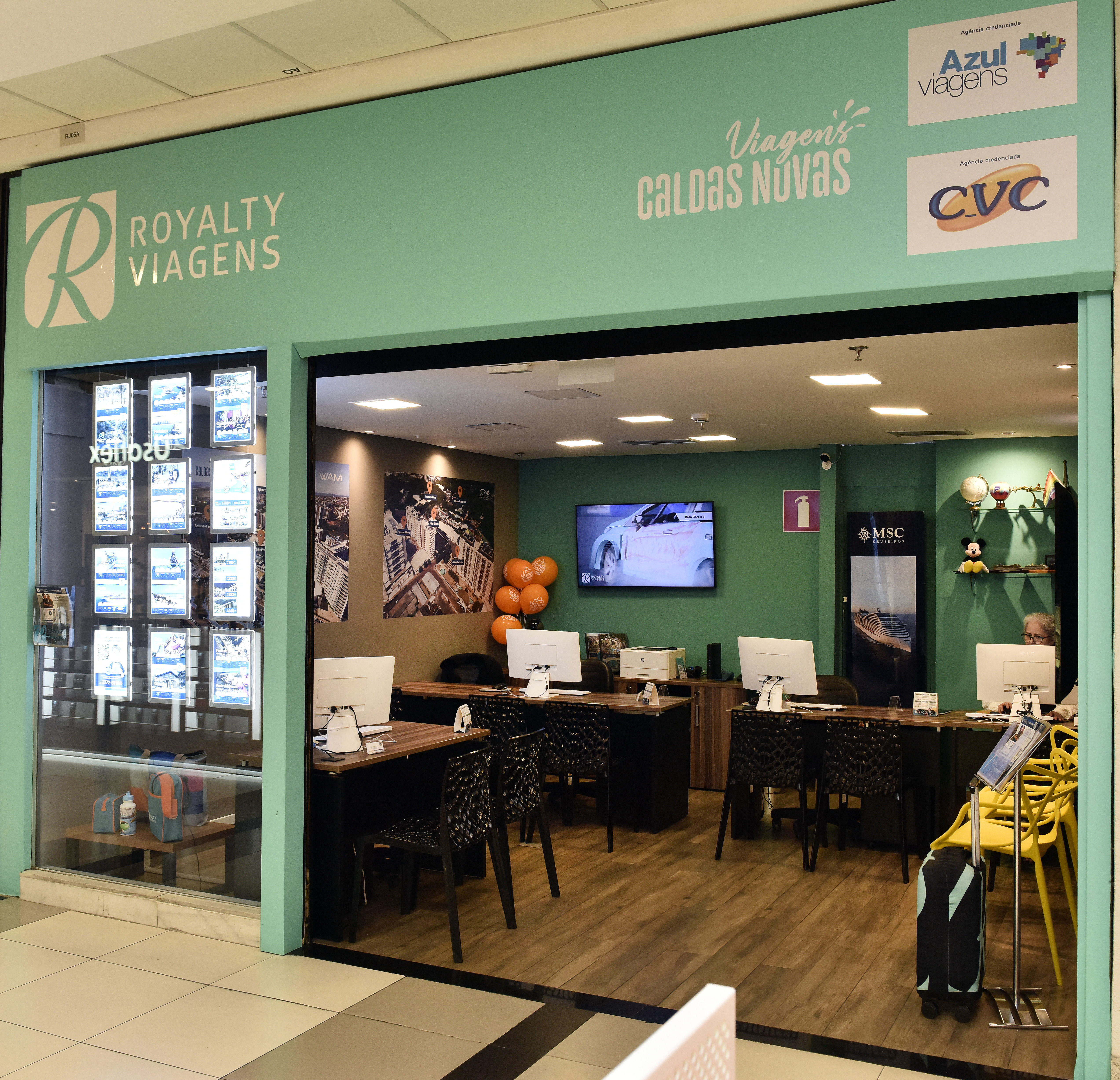 Royalty Viagens 